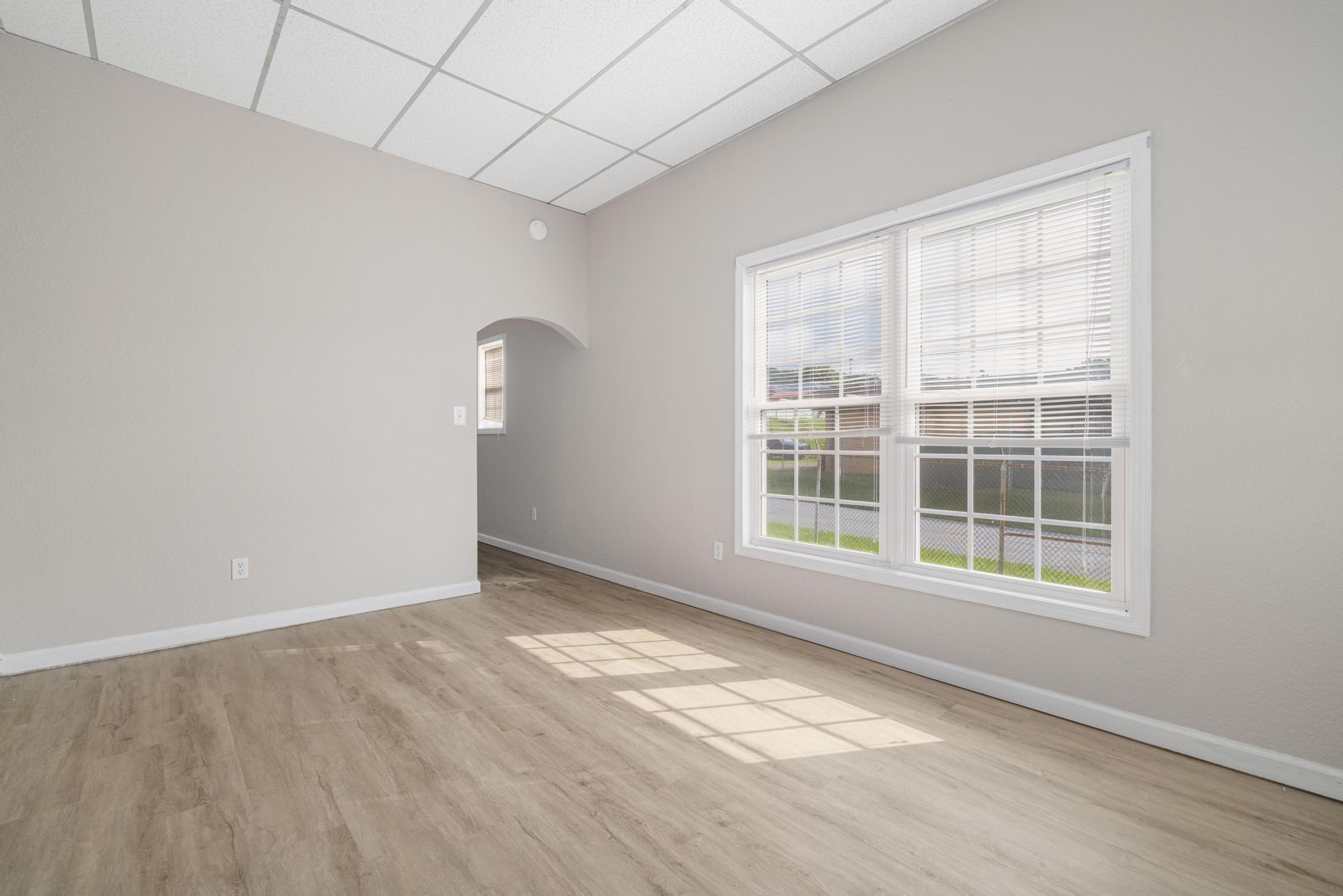 2908 Bloomingdale Road - 1