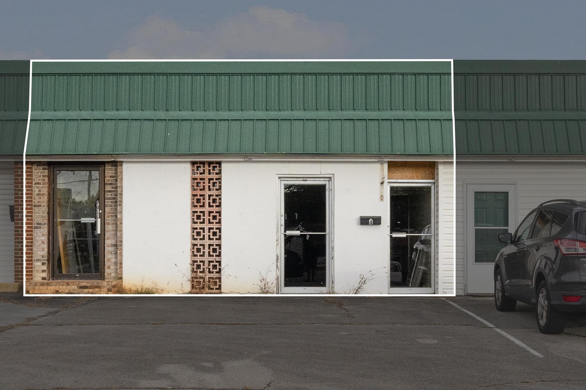 2908 Bloomingdale Road - 4